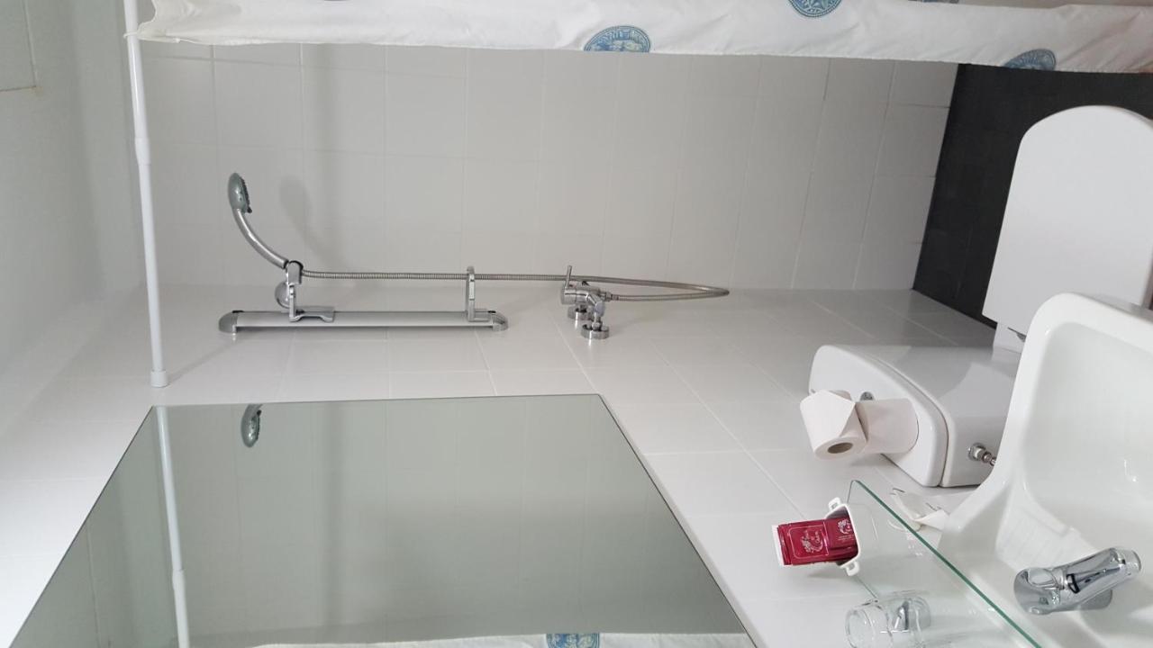 Hostal Residencia Catalina Palamós Exteriér fotografie