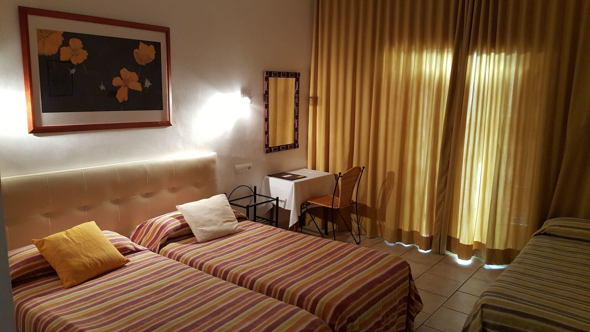 Hostal Residencia Catalina Palamós Exteriér fotografie